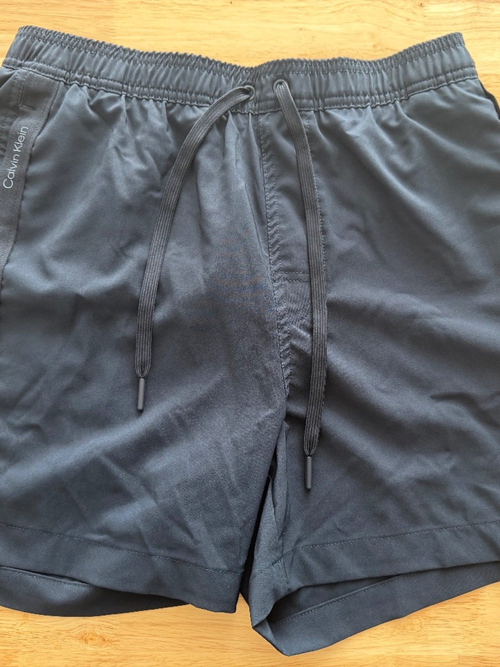 Calvin Klein Core Solid Logo Swim Shorts, Small, N61002 – Navy